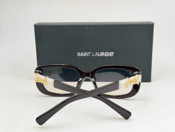 Picture of Saint Laurent Sunglasses _SKUfw80442898fw